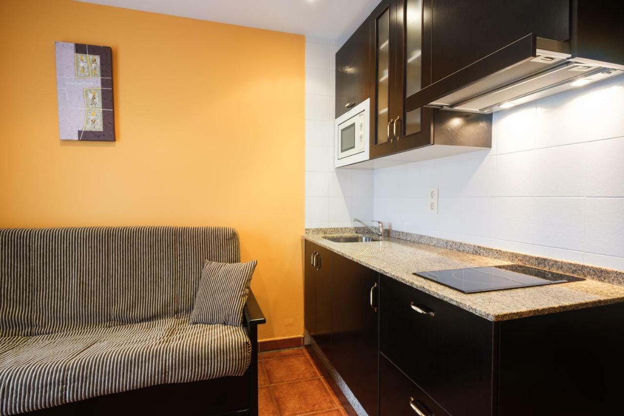 Apartamentos De Herminia Manzaneda  Luaran gambar