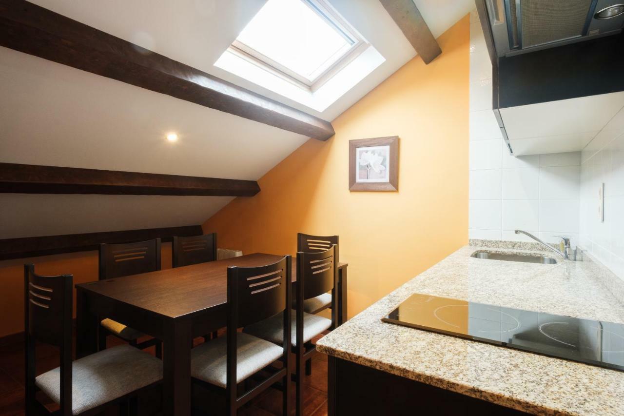 Apartamentos De Herminia Manzaneda  Luaran gambar